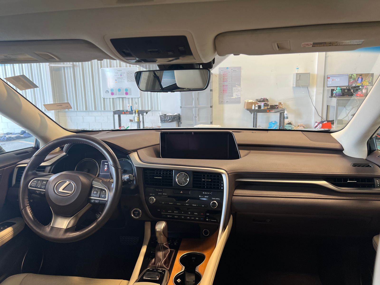Thumbnail: 2019 Lexus RX - 2