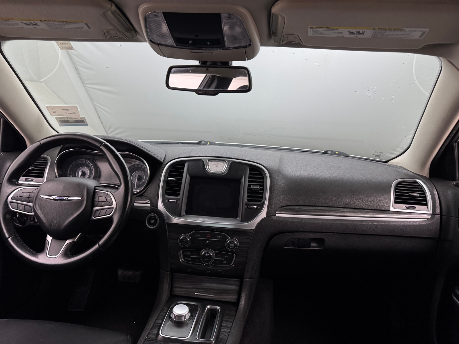 Thumbnail: 2020 Chrysler 300 - 3