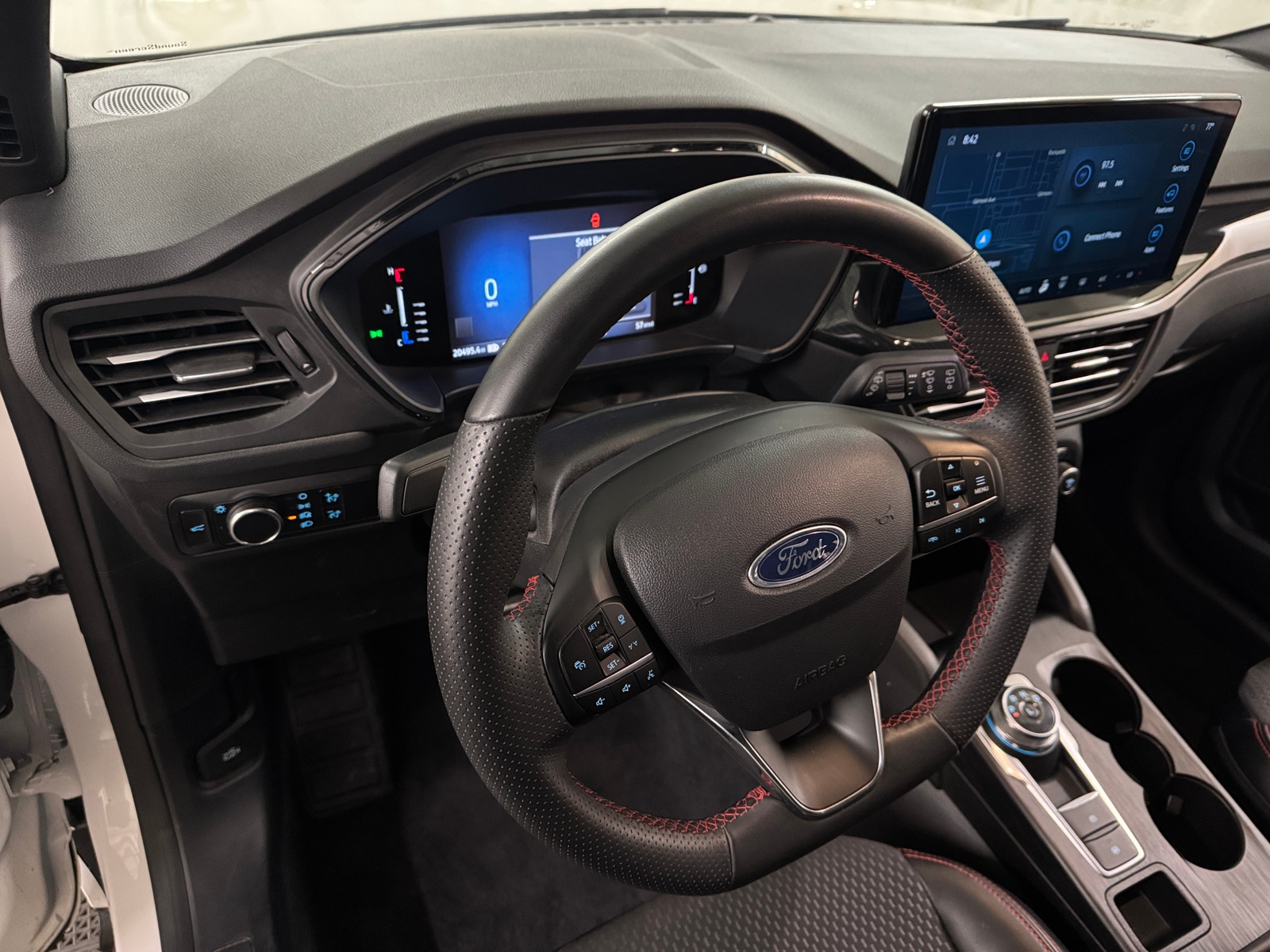 Thumbnail: 2023 Ford Escape - 3