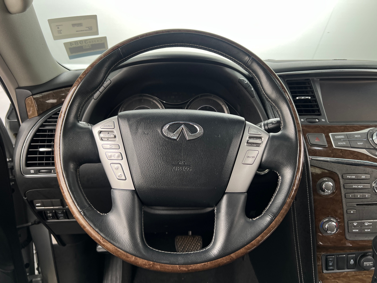 Thumbnail: 2017 INFINITI QX80 - 4