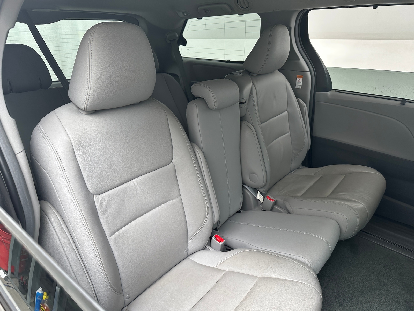 Thumbnail: 2017 Toyota Sienna - 6
