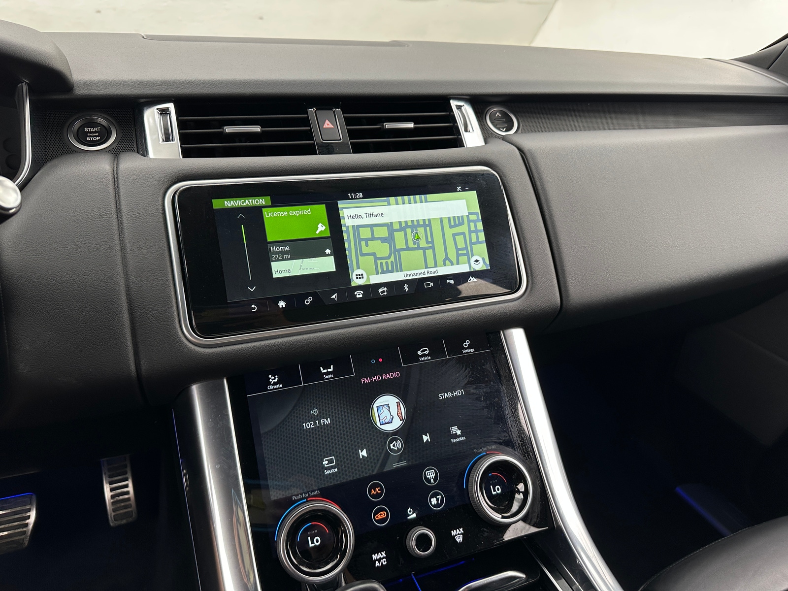 Thumbnail: 2021 Land Rover Range Rover Sport - 3