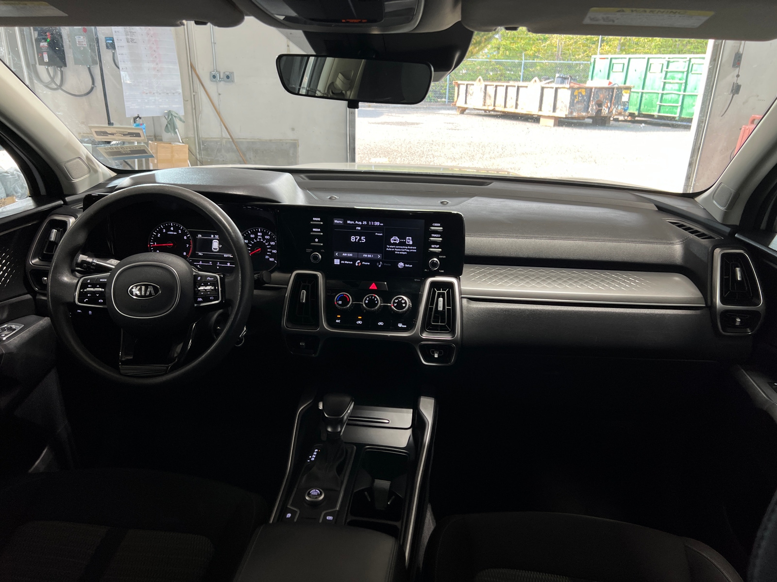 Thumbnail: 2021 Kia Sorento - 3