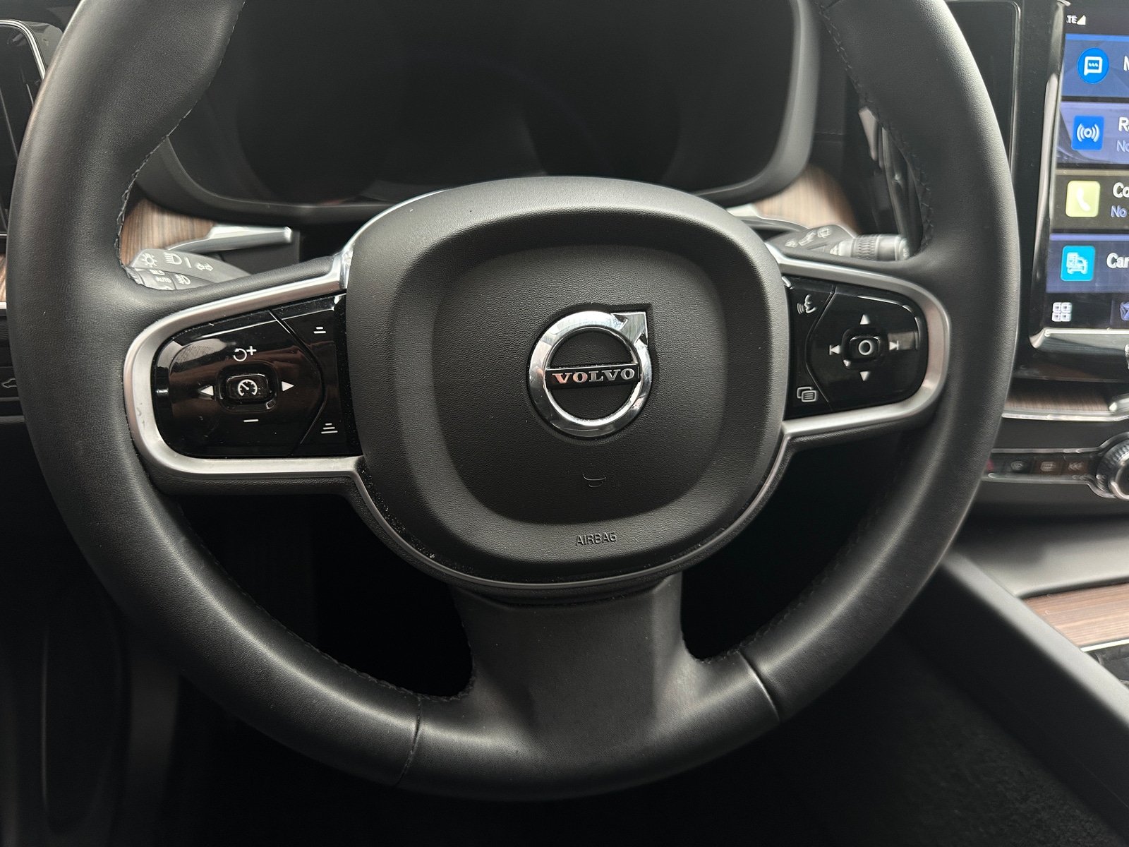 Thumbnail: 2023 Volvo XC60 - 4