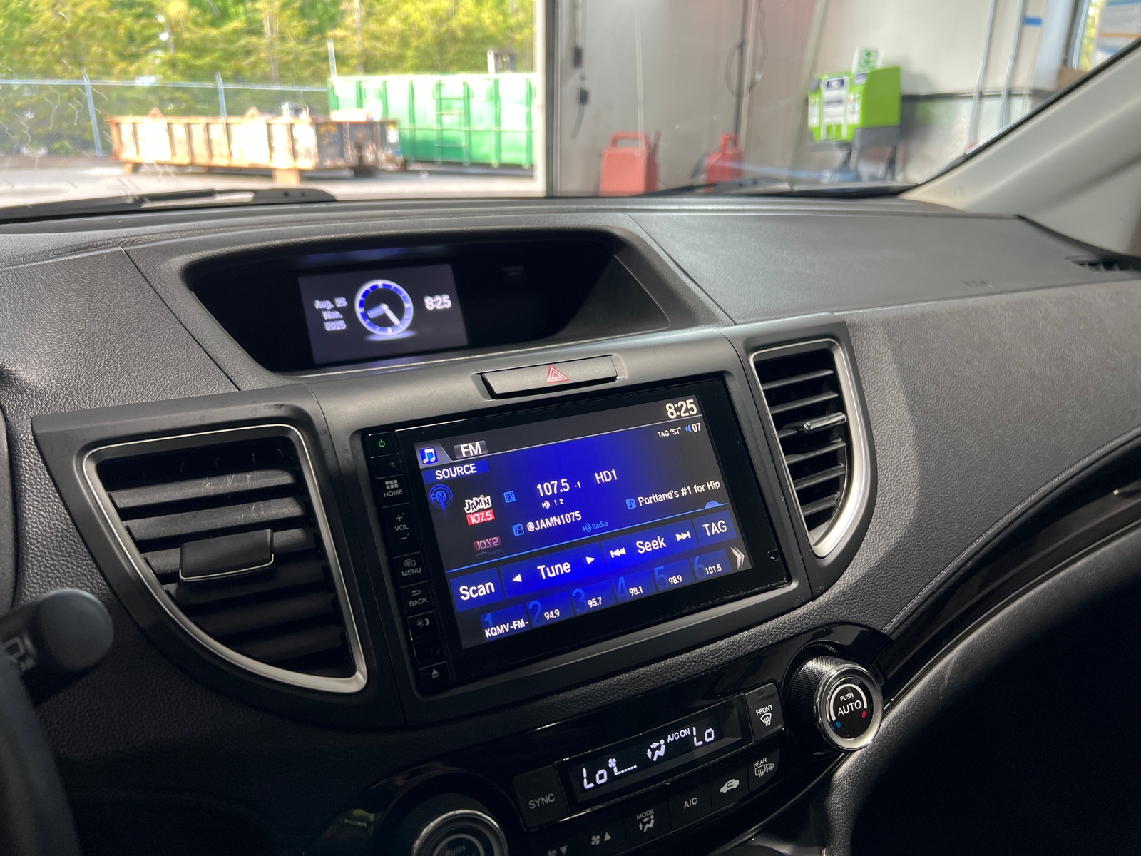 Thumbnail: 2015 Honda CR-V - 3