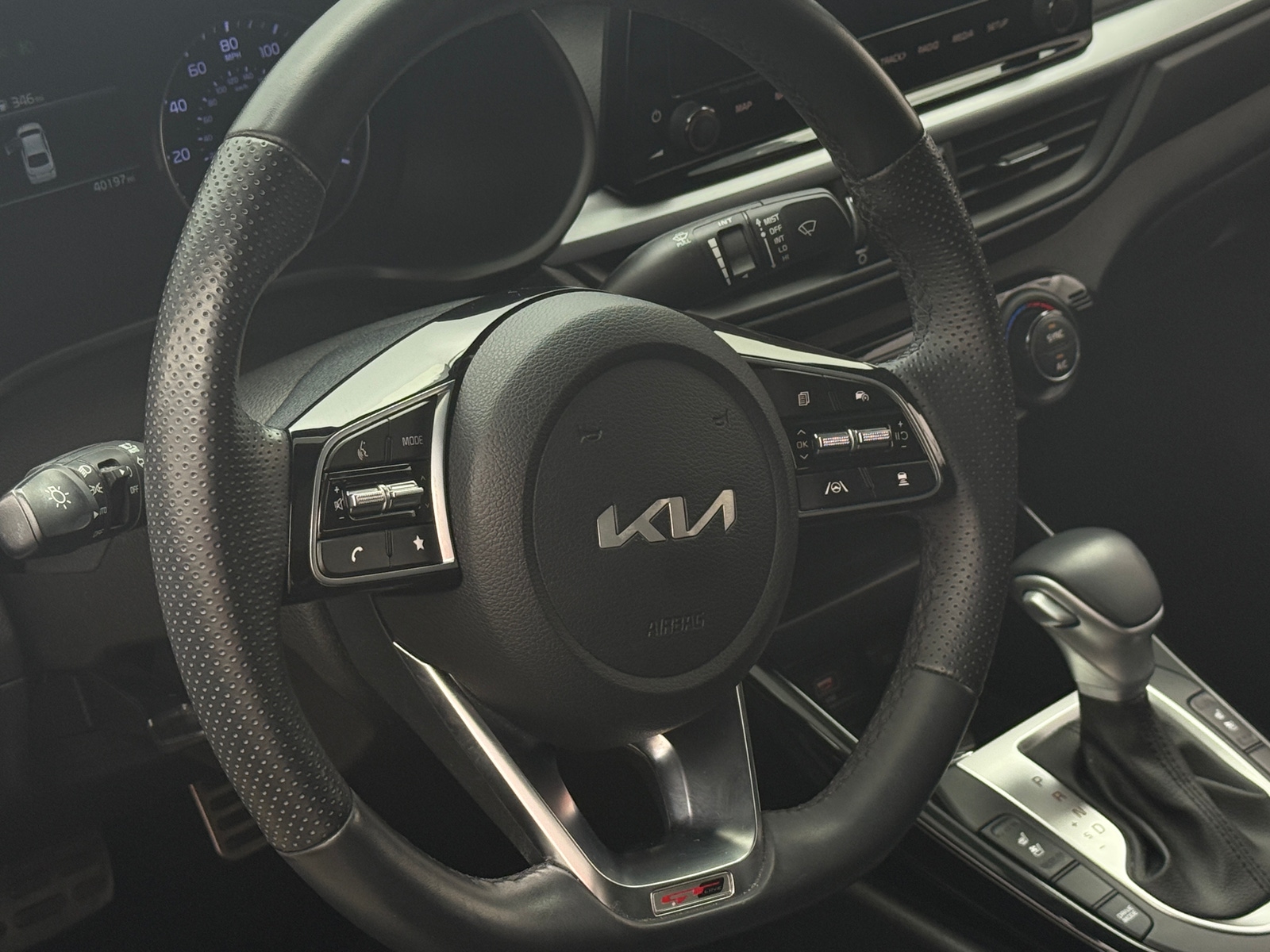 Thumbnail: 2023 Kia Forte - 4
