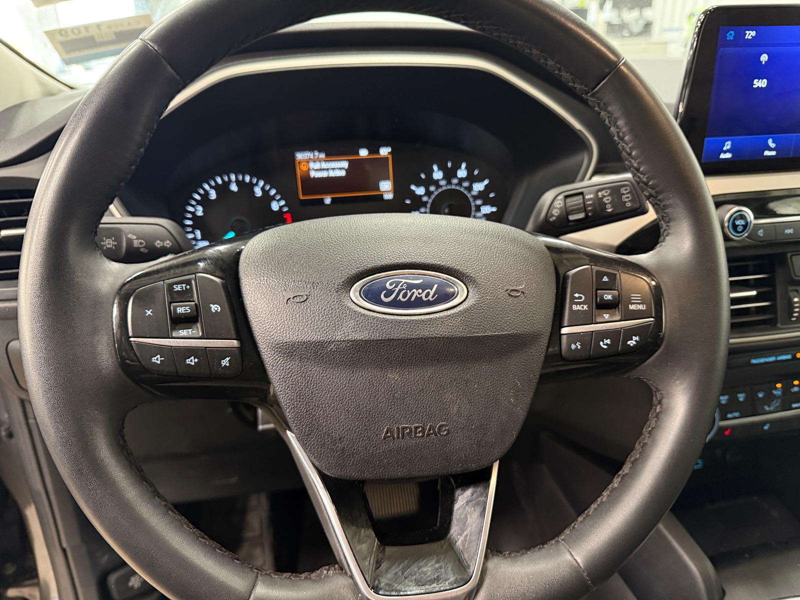 Thumbnail: 2022 Ford Escape - 5