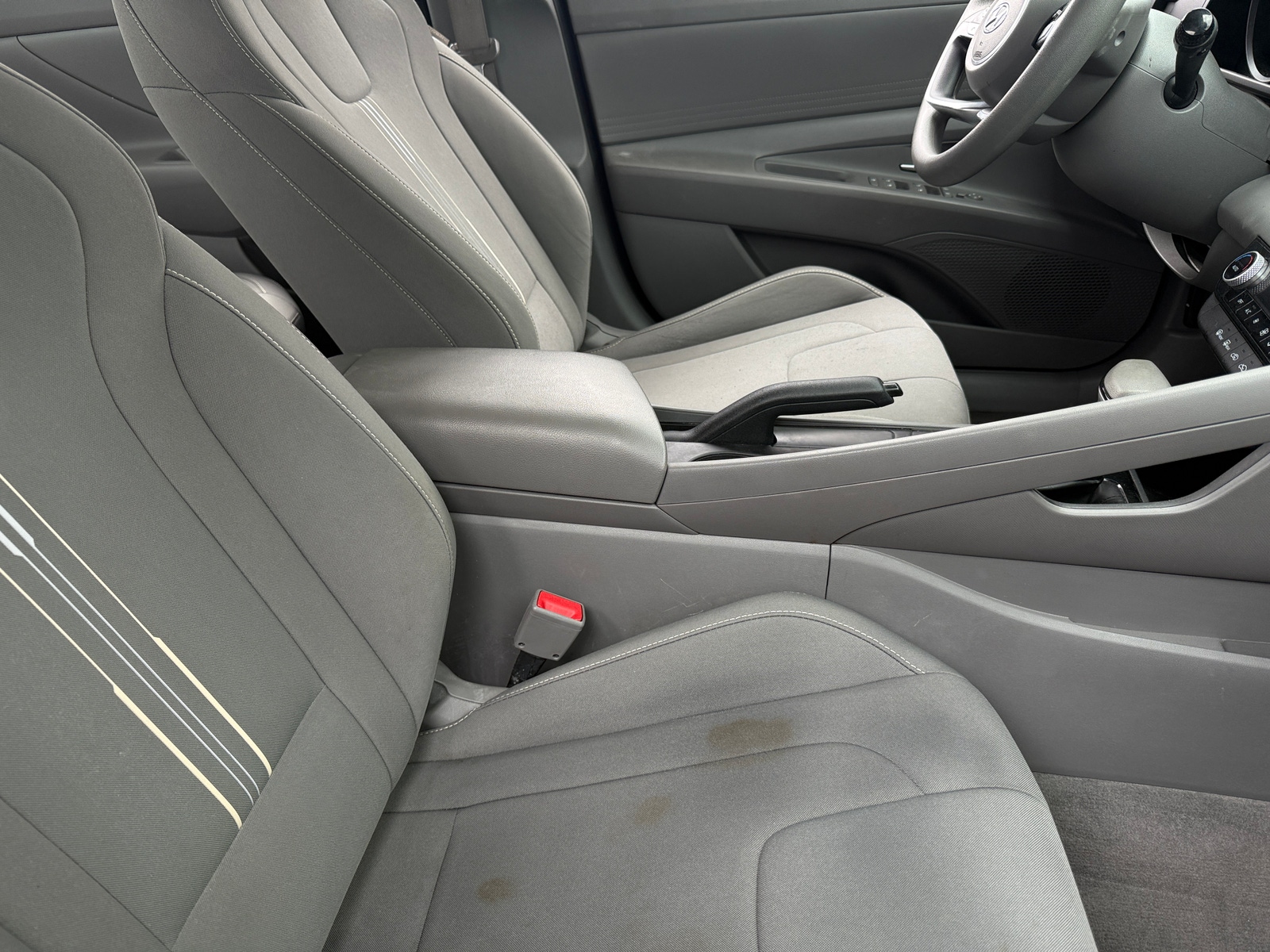 Thumbnail: 2021 Hyundai Elantra - 2