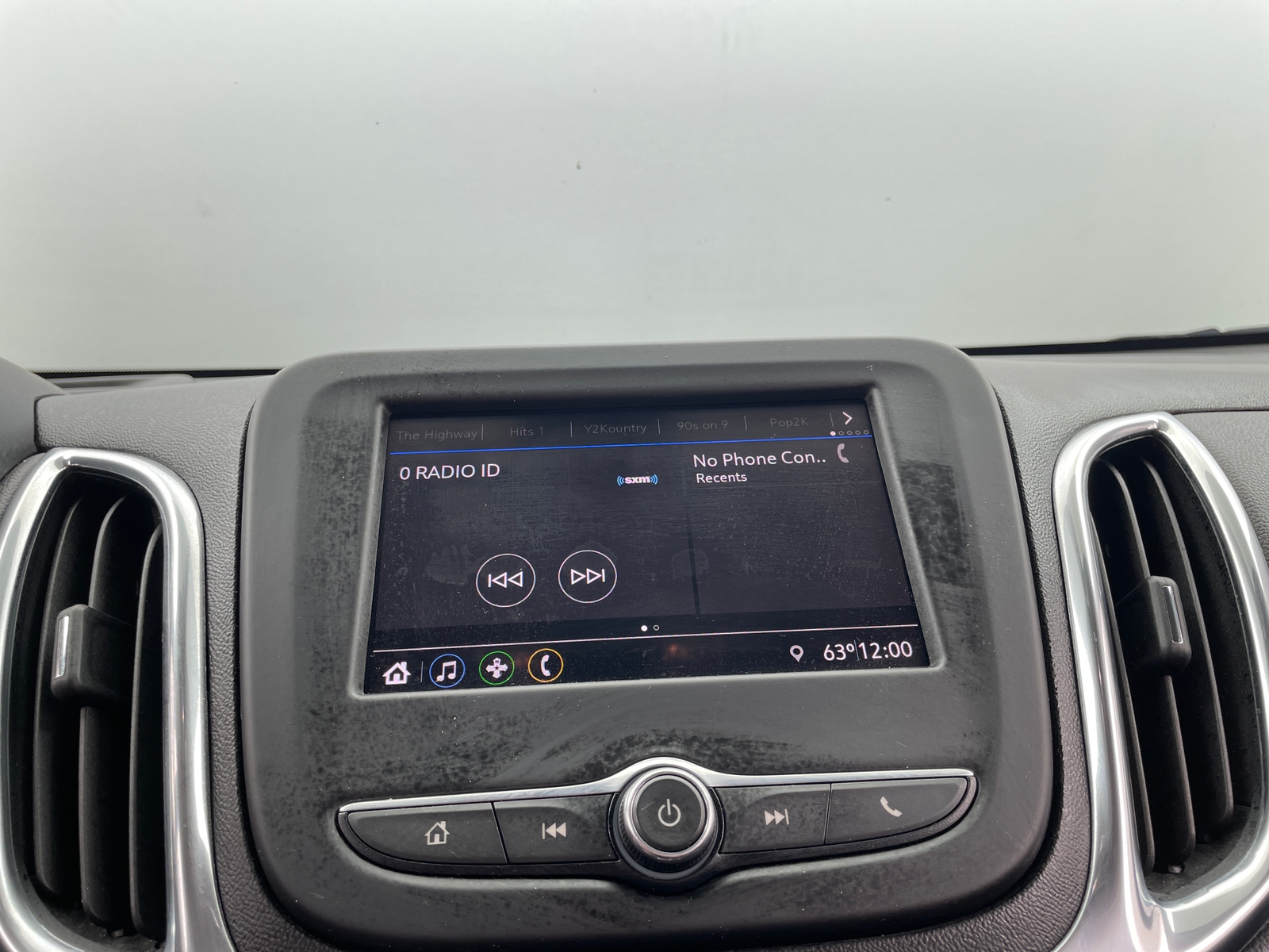 Thumbnail: 2020 Chevrolet Equinox - 4