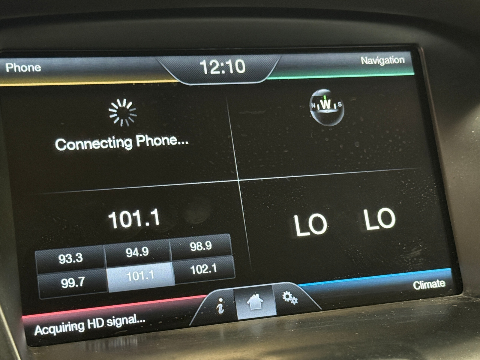 Thumbnail: 2012 Ford Focus - 3