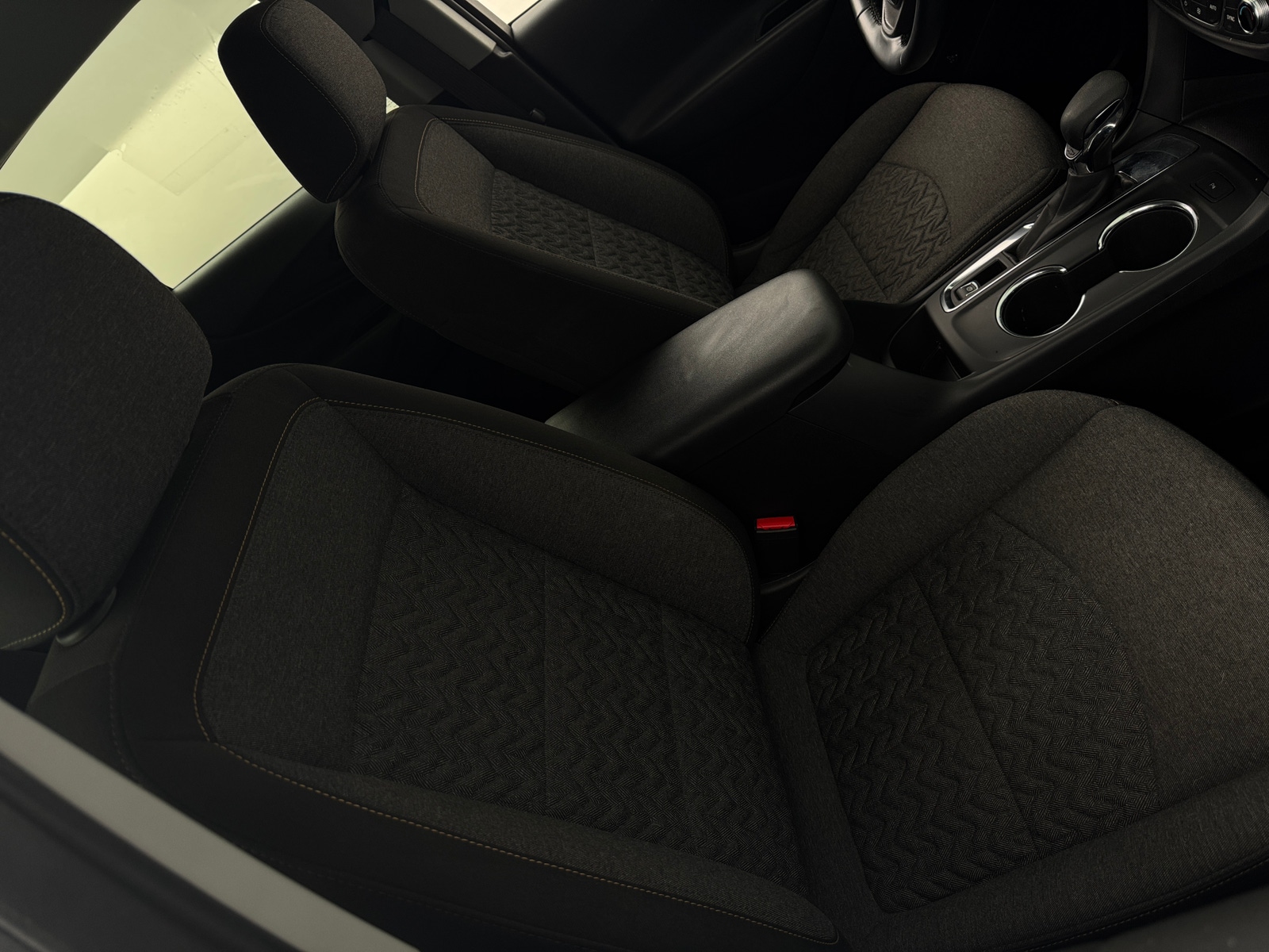 Thumbnail: 2023 Chevrolet Equinox - 2