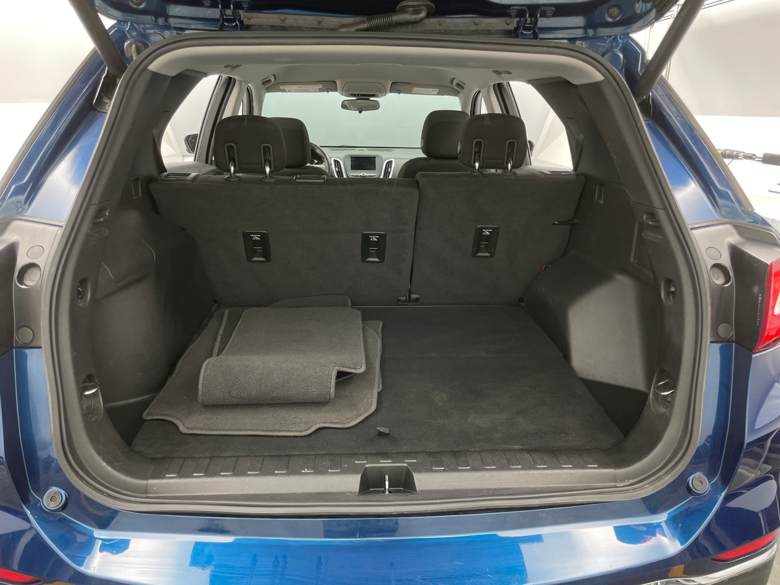 Thumbnail: 2019 Chevrolet Equinox - 7