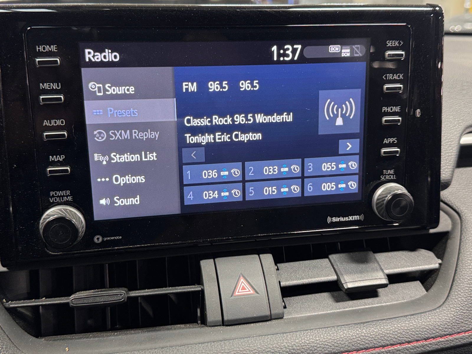 Thumbnail: 2021 Toyota RAV4 - 4
