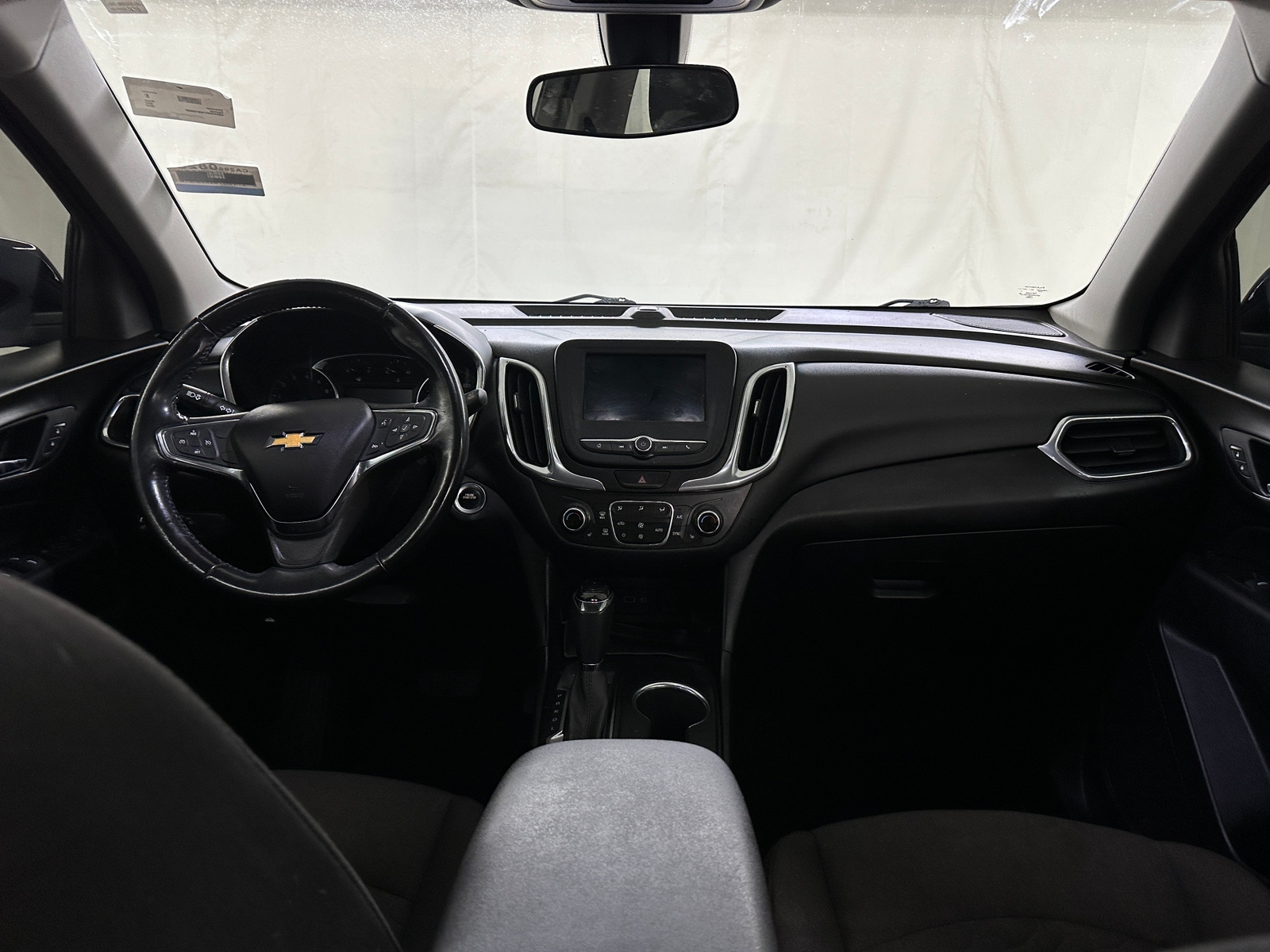 Thumbnail: 2019 Chevrolet Equinox - 3