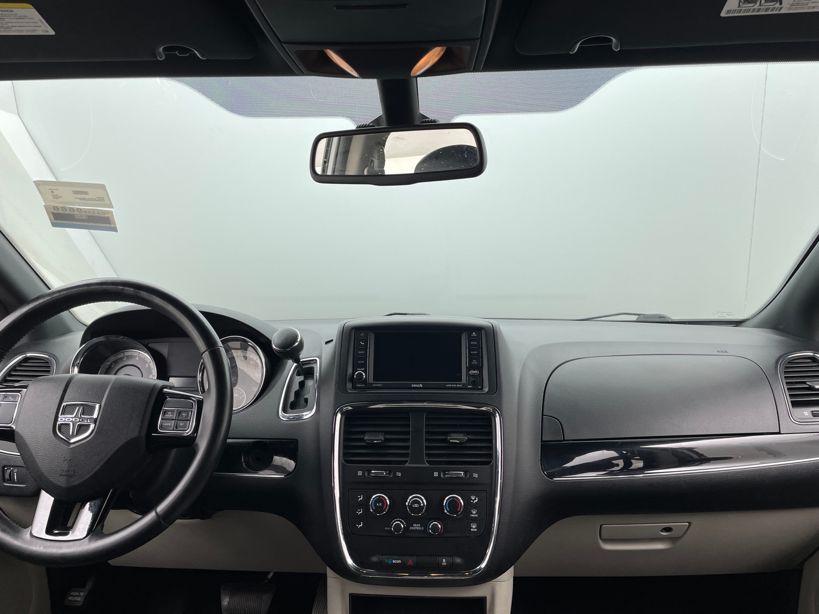 Thumbnail: 2019 Dodge Grand Caravan - 2