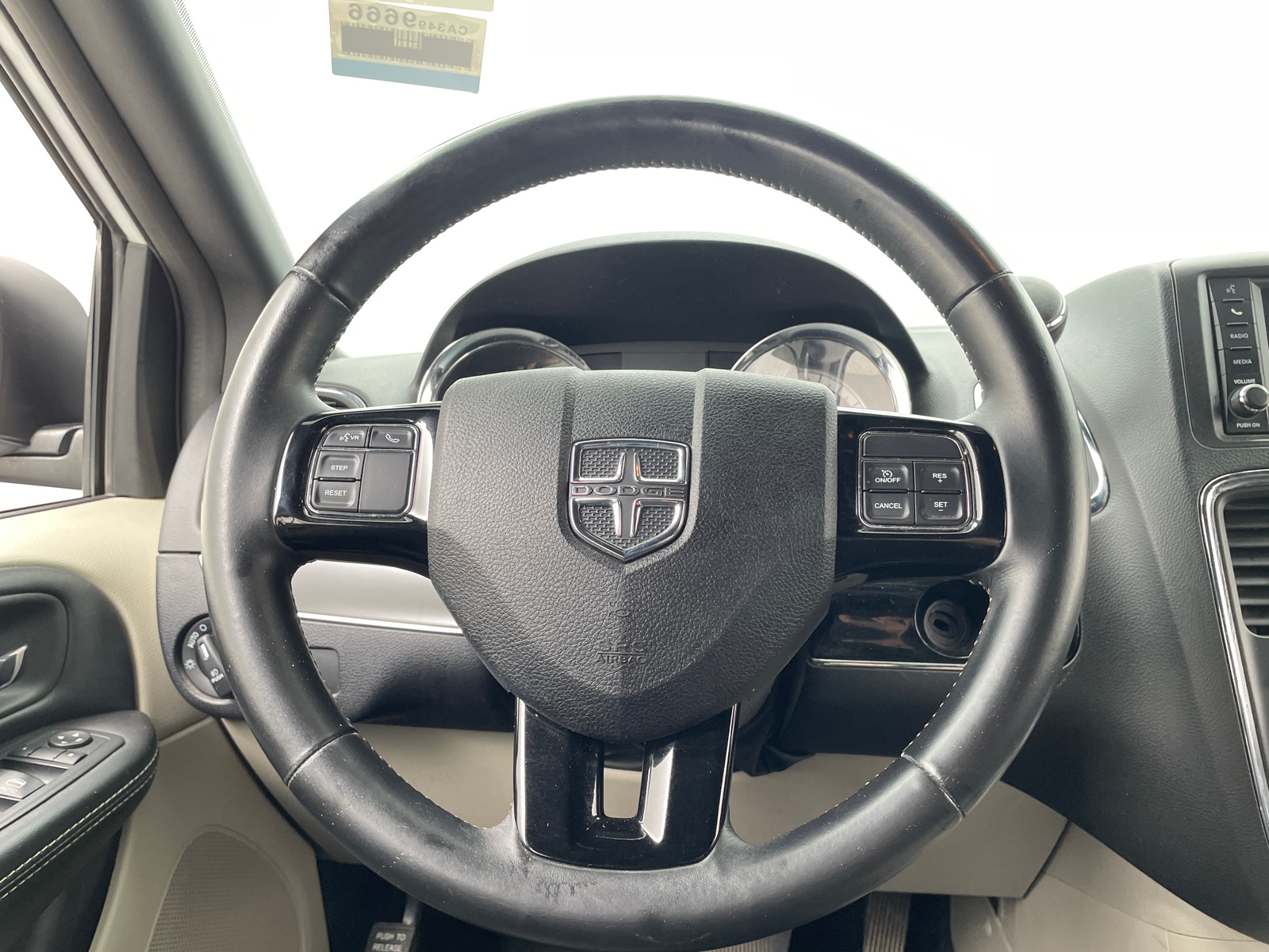 Thumbnail: 2019 Dodge Grand Caravan - 4