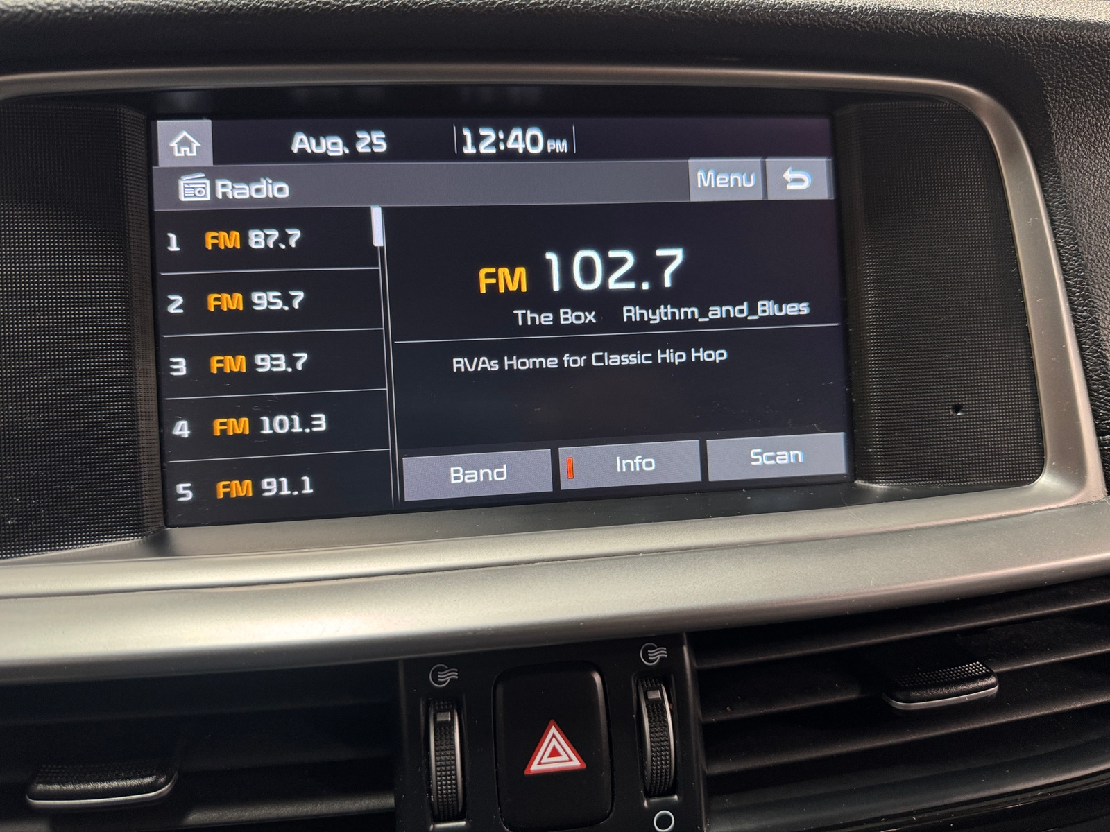 Thumbnail: 2019 Kia Optima - 4
