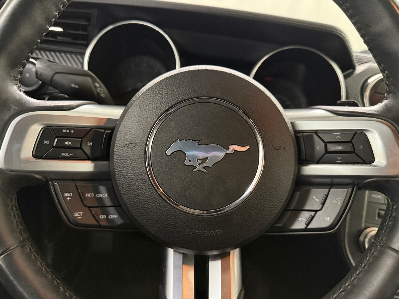 Thumbnail: 2018 Ford Mustang - 5