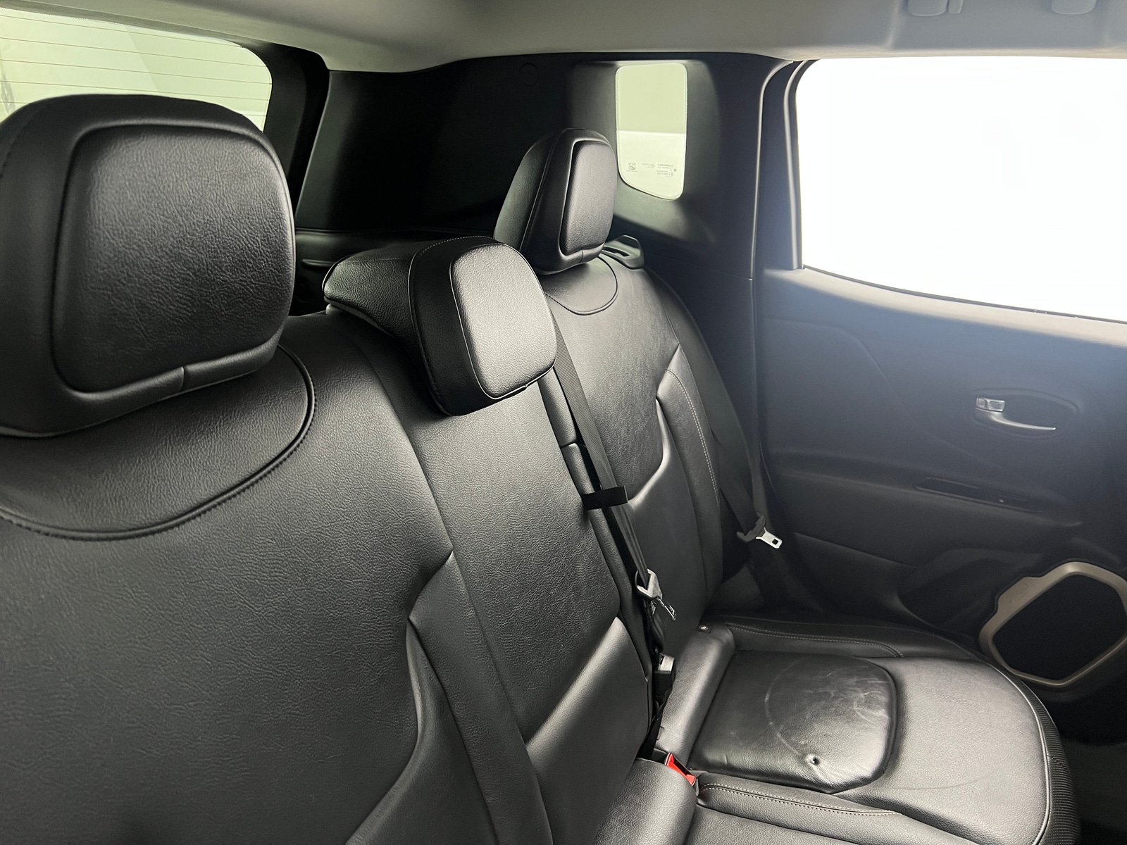 Thumbnail: 2017 Jeep Renegade - 5