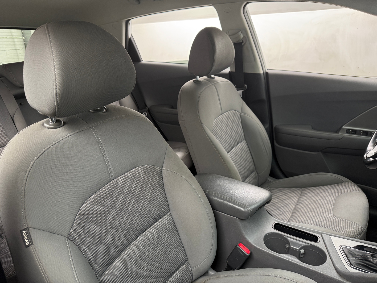 Thumbnail: 2018 Kia Niro - 2