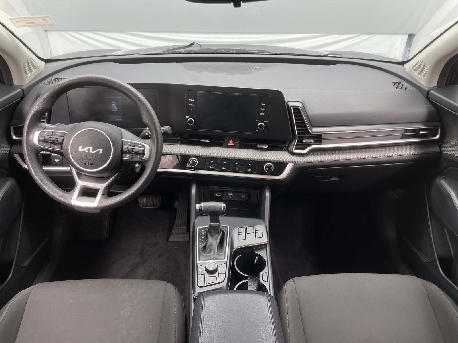 Thumbnail: 2024 Kia Sportage - 3