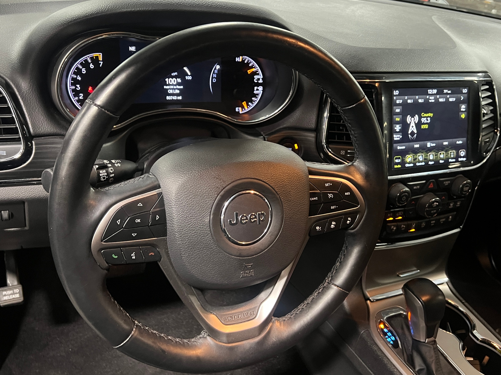 Thumbnail: 2021 Jeep Grand Cherokee - 4