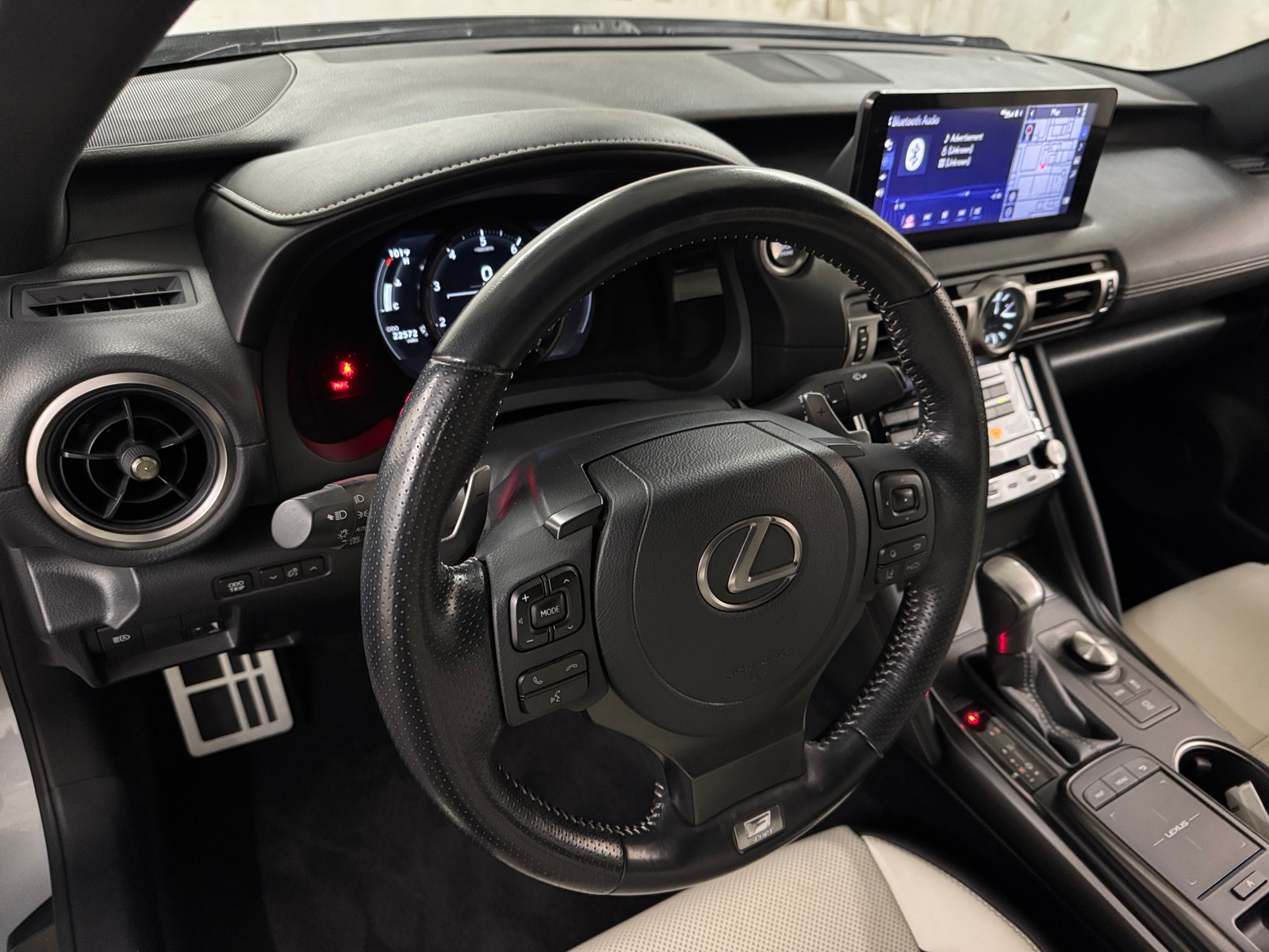 Thumbnail: 2021 Lexus IS - 2