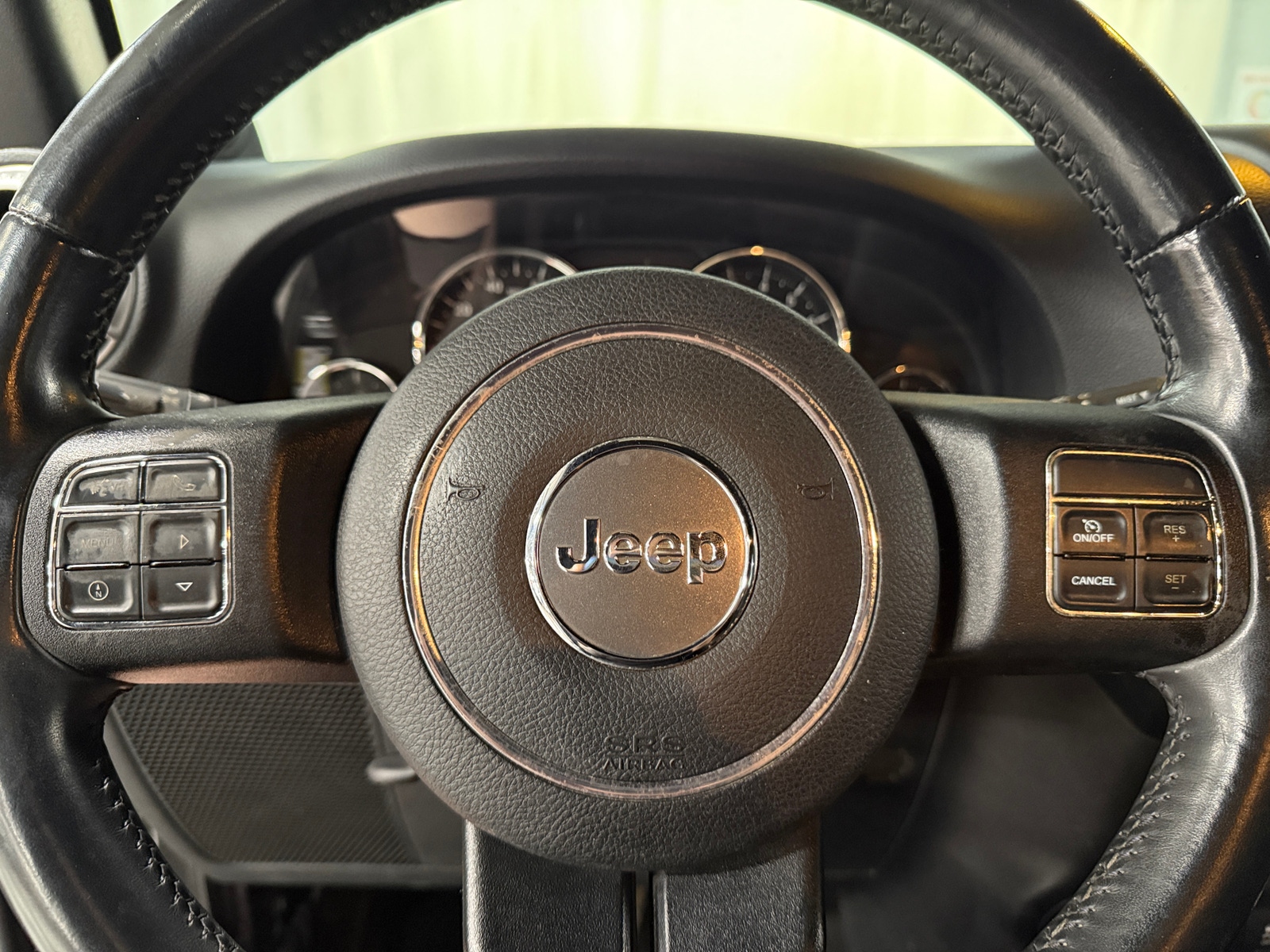 Thumbnail: 2014 Jeep Wrangler - 5