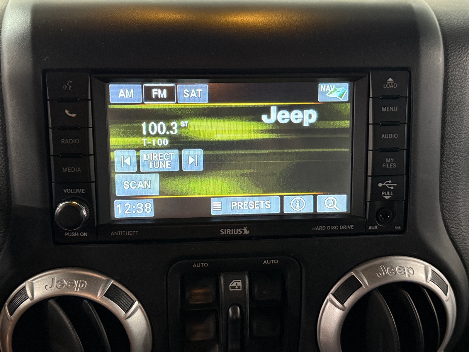 Thumbnail: 2014 Jeep Wrangler - 4