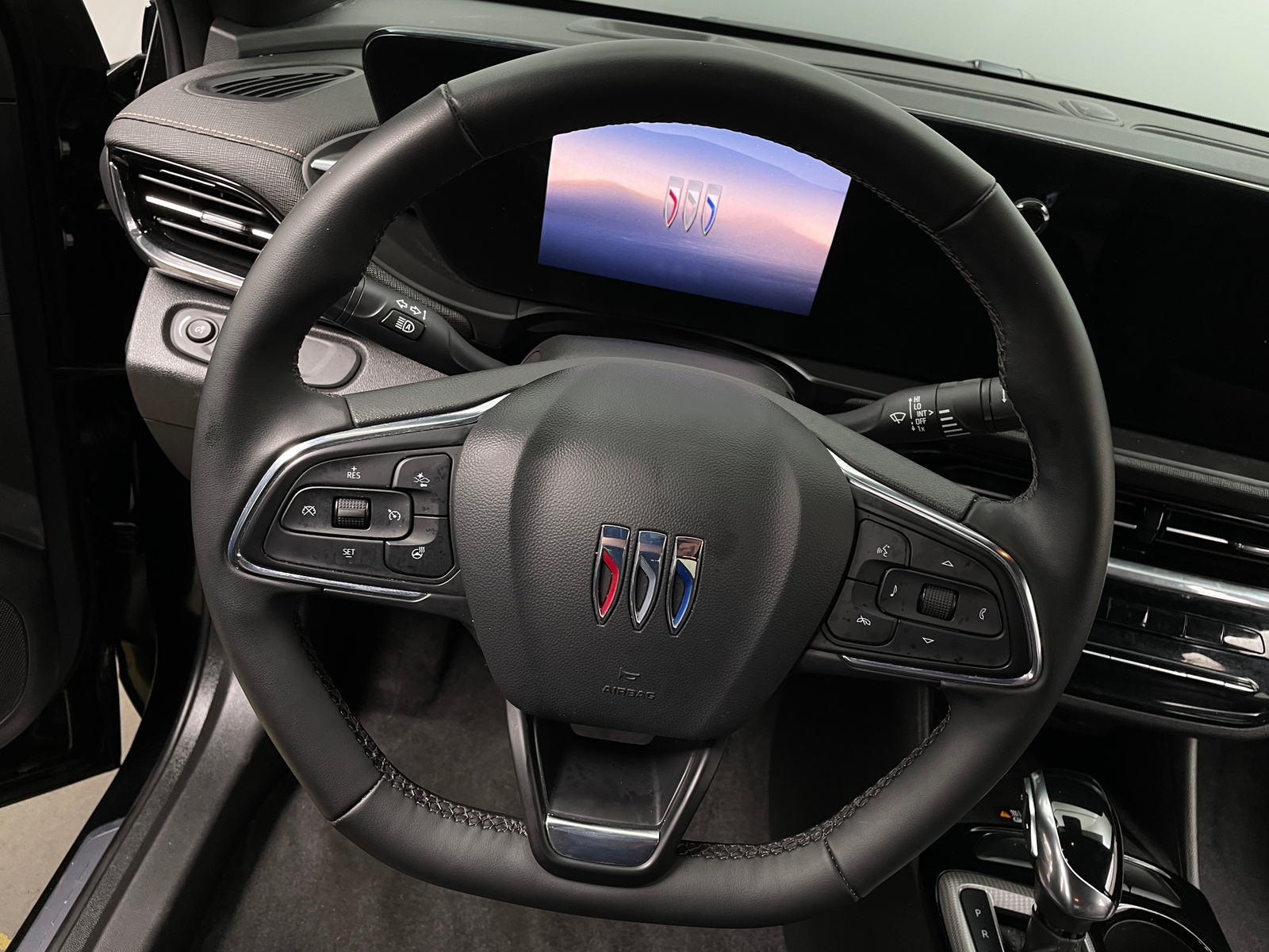 Thumbnail: 2024 Buick Envista - 4
