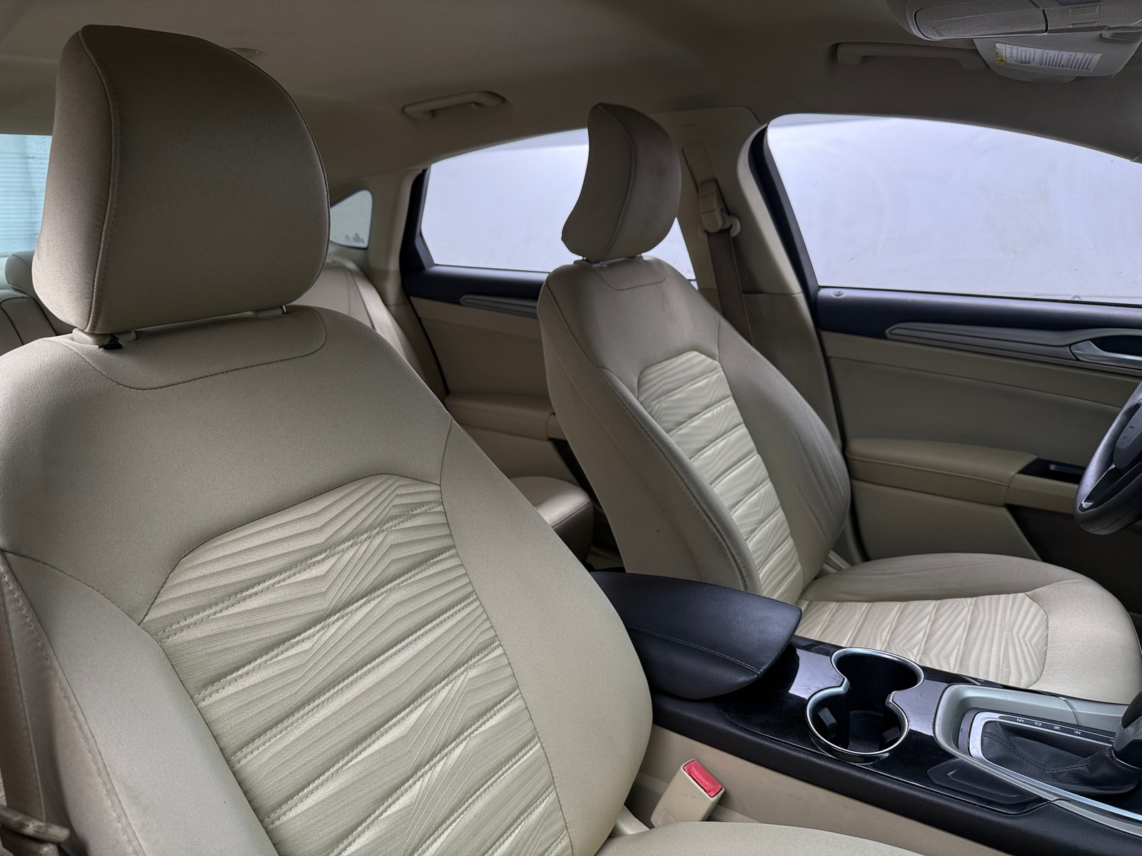 Thumbnail: 2016 Ford Fusion - 2