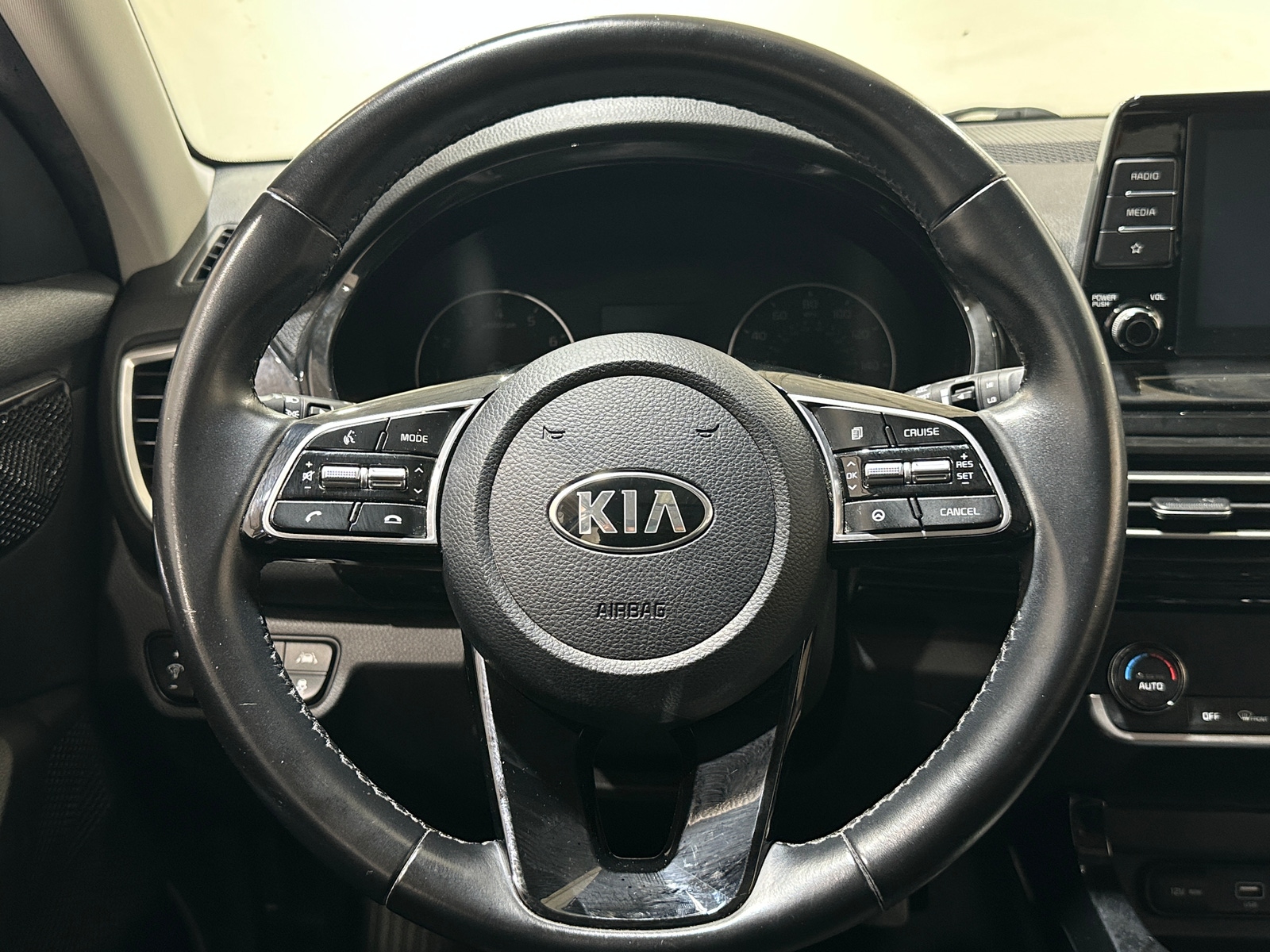 Thumbnail: 2021 Kia Seltos - 5