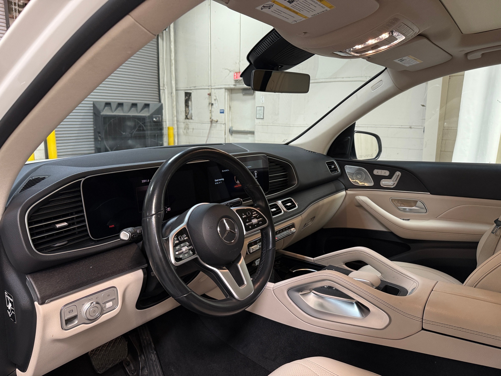 Thumbnail: 2021 Mercedes-Benz GLE - 2