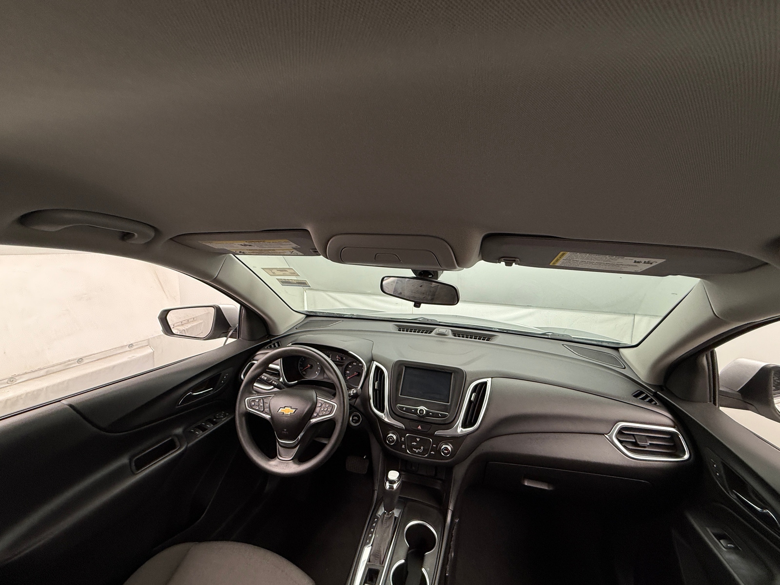 Thumbnail: 2018 Chevrolet Equinox - 3