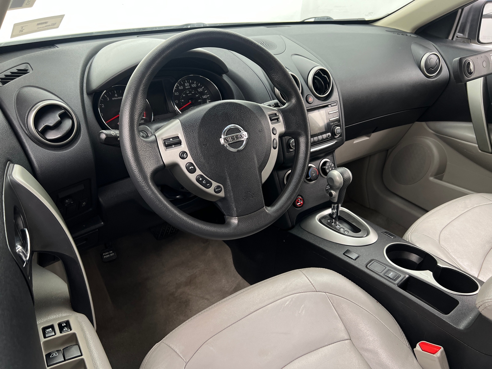Thumbnail: 2014 Nissan Rogue - 3