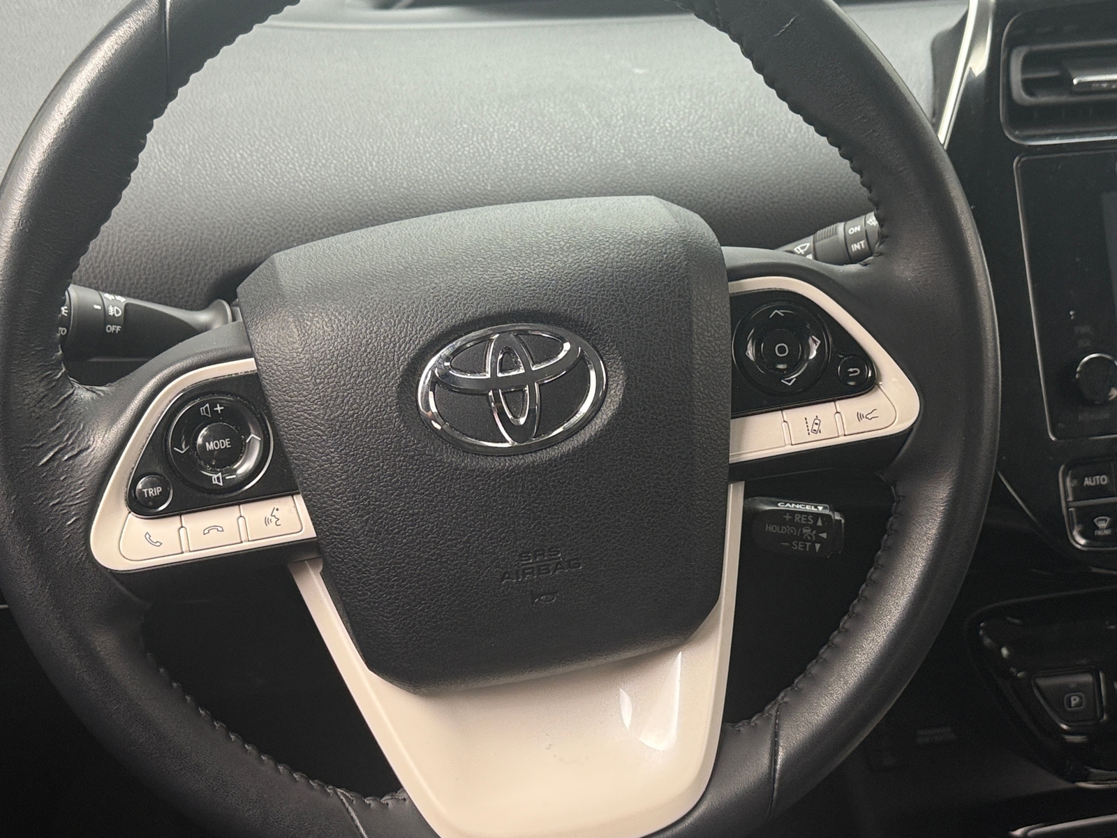 Thumbnail: 2016 Toyota Prius - 4