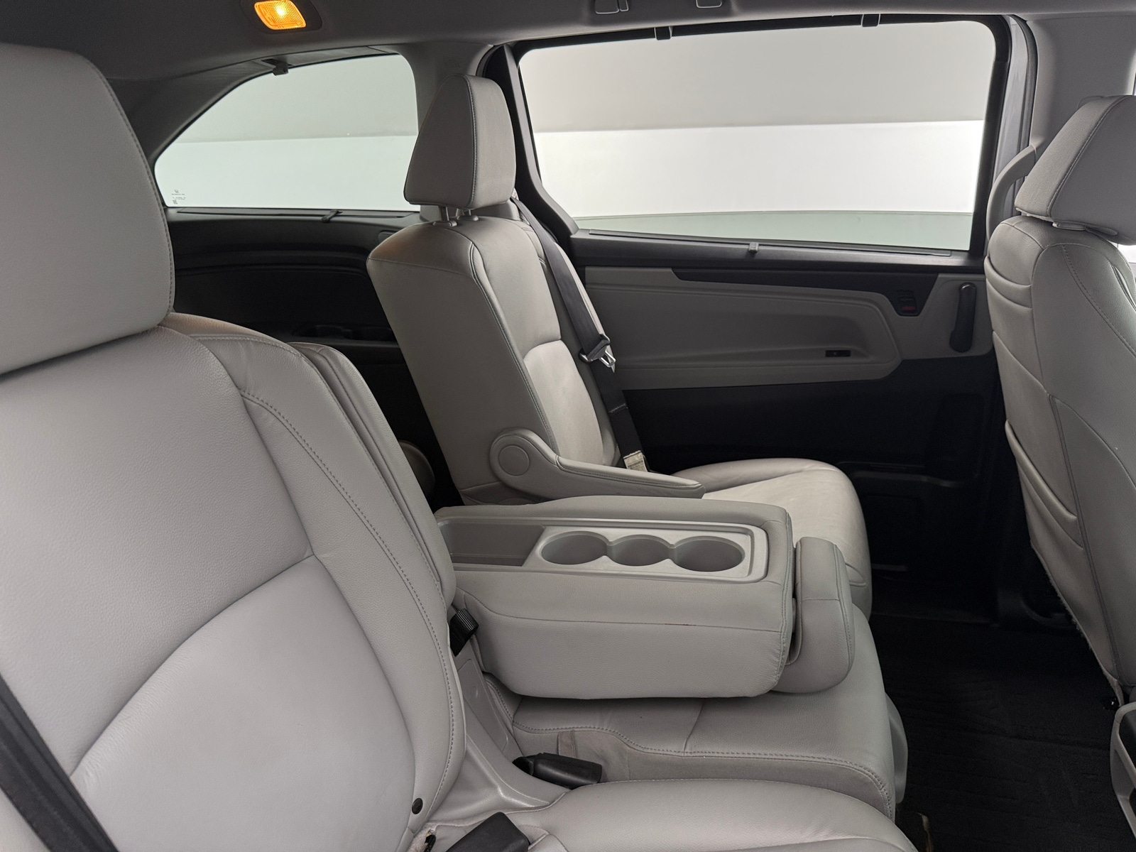 Thumbnail: 2018 Honda Odyssey - 5