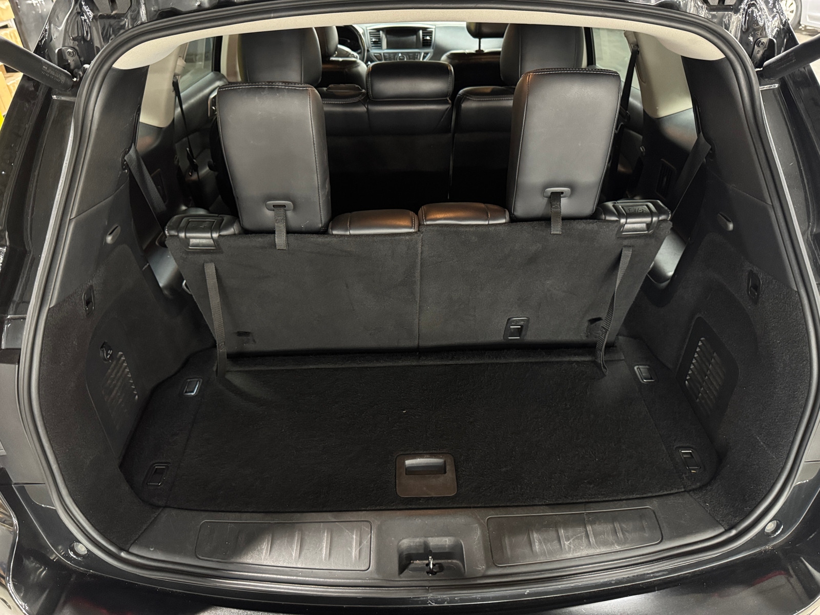 Thumbnail: 2019 Nissan Pathfinder - 6