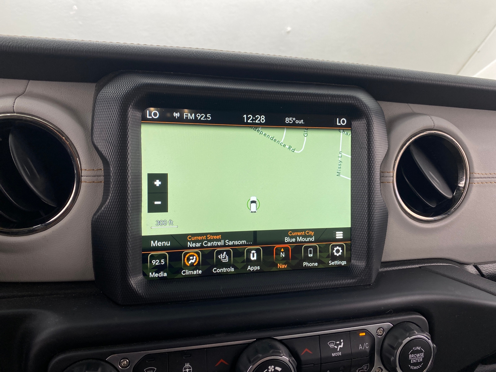 Thumbnail: 2022 Jeep Gladiator - 3