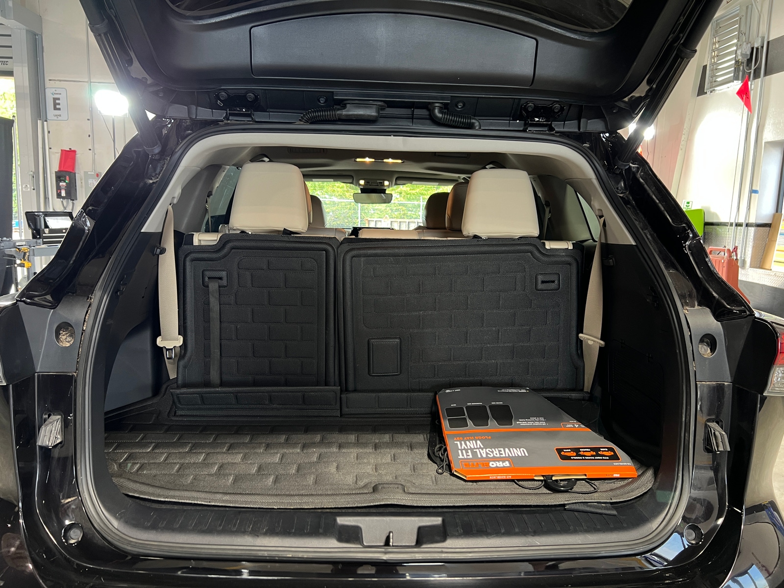 Thumbnail: 2021 Toyota Highlander - 6