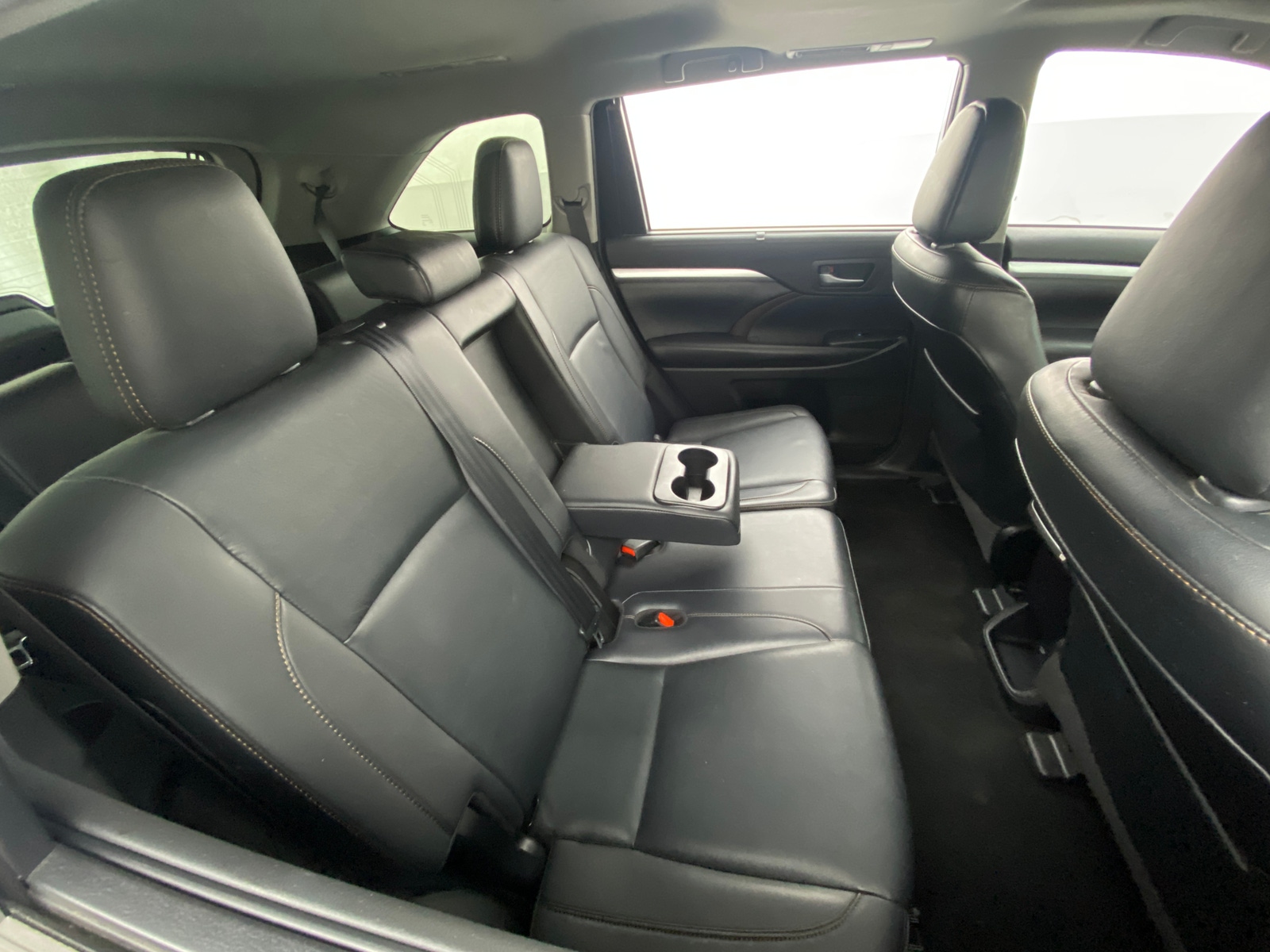 Thumbnail: 2019 Toyota Highlander - 5