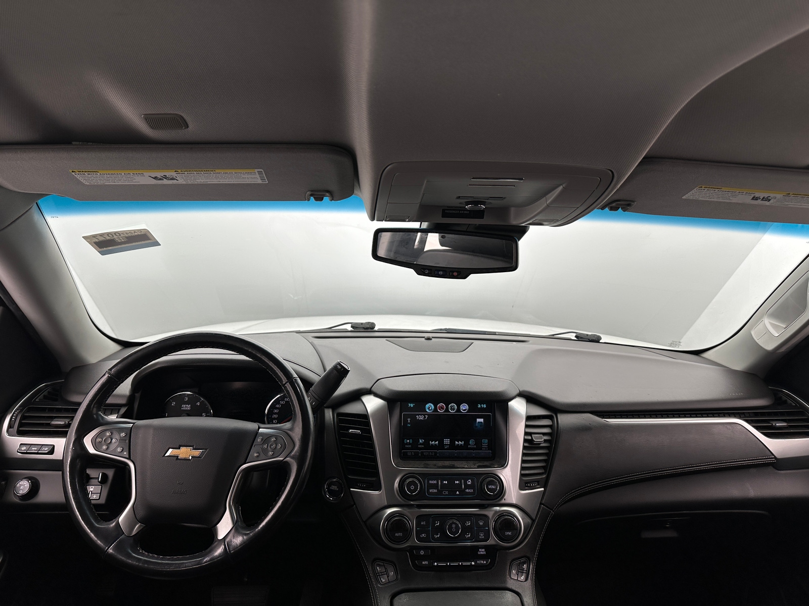 Thumbnail: 2019 Chevrolet Tahoe - 2