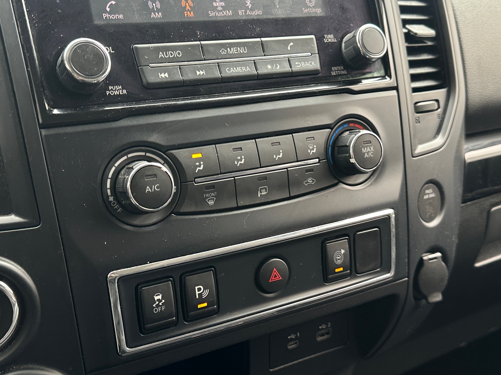 Thumbnail: 2023 Nissan Titan - 4