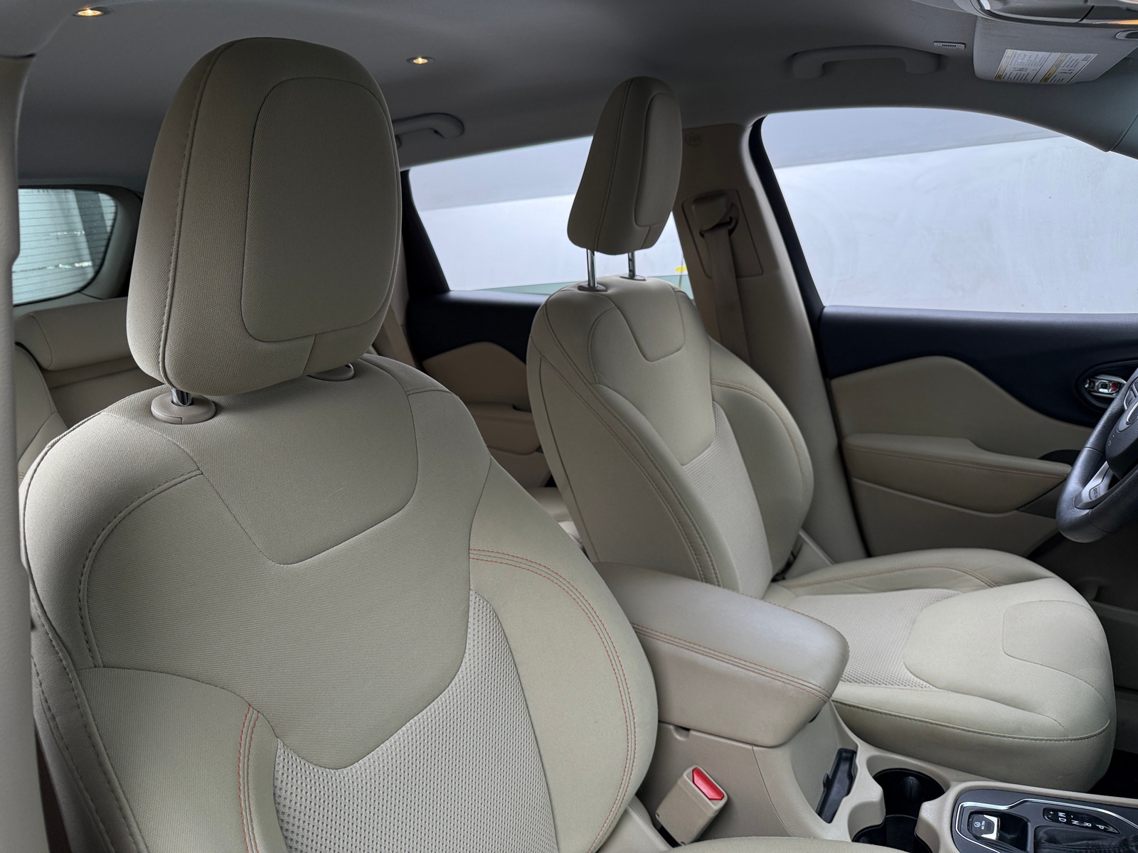 Thumbnail: 2019 Jeep Cherokee - 2