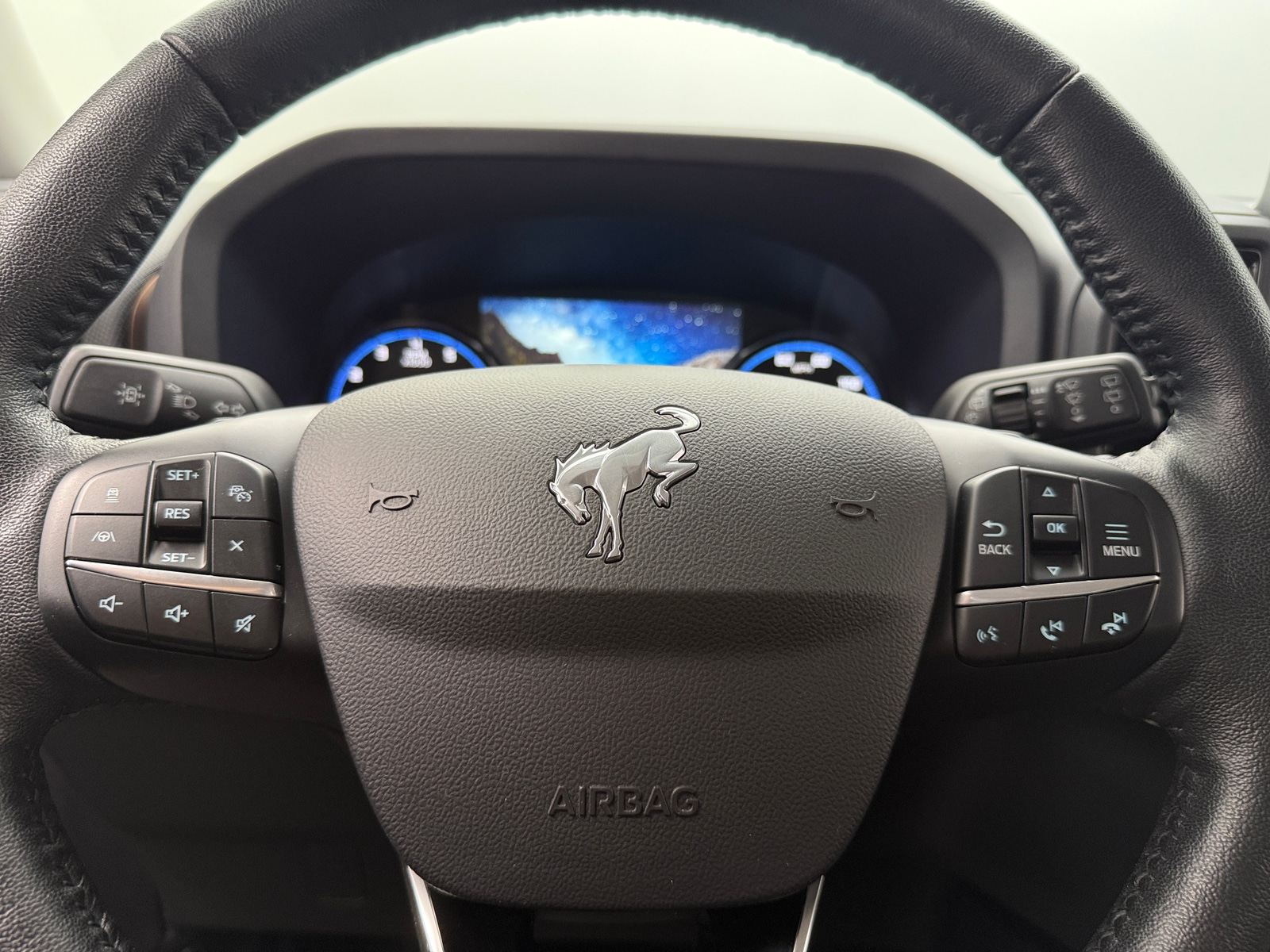 Thumbnail: 2022 Ford Bronco Sport - 4