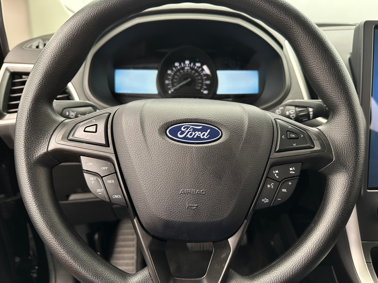 Thumbnail: 2024 Ford Edge - 5
