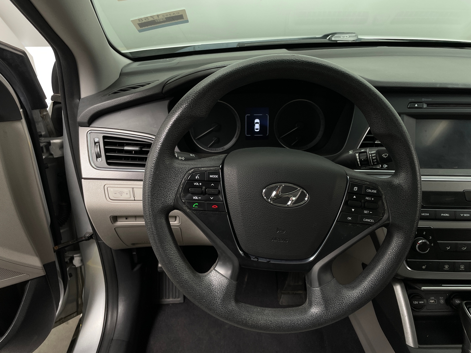 Thumbnail: 2017 Hyundai Sonata - 4