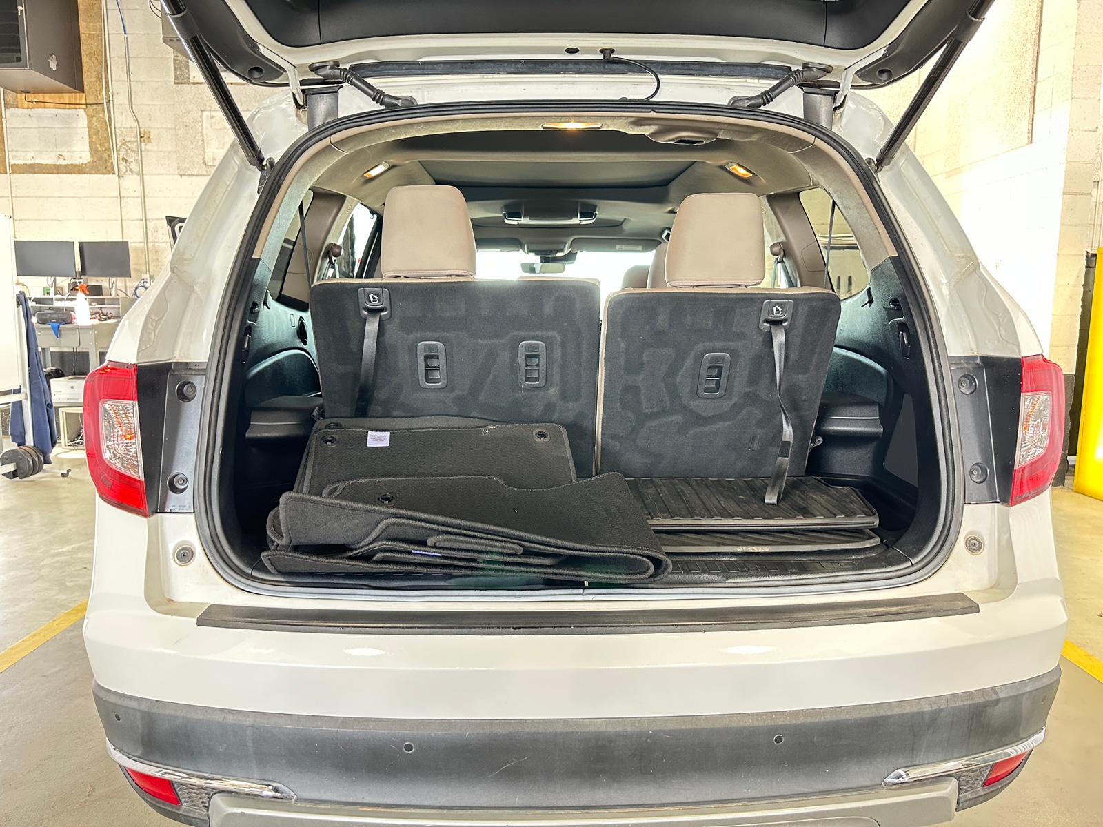Thumbnail: 2021 Honda Pilot - 6