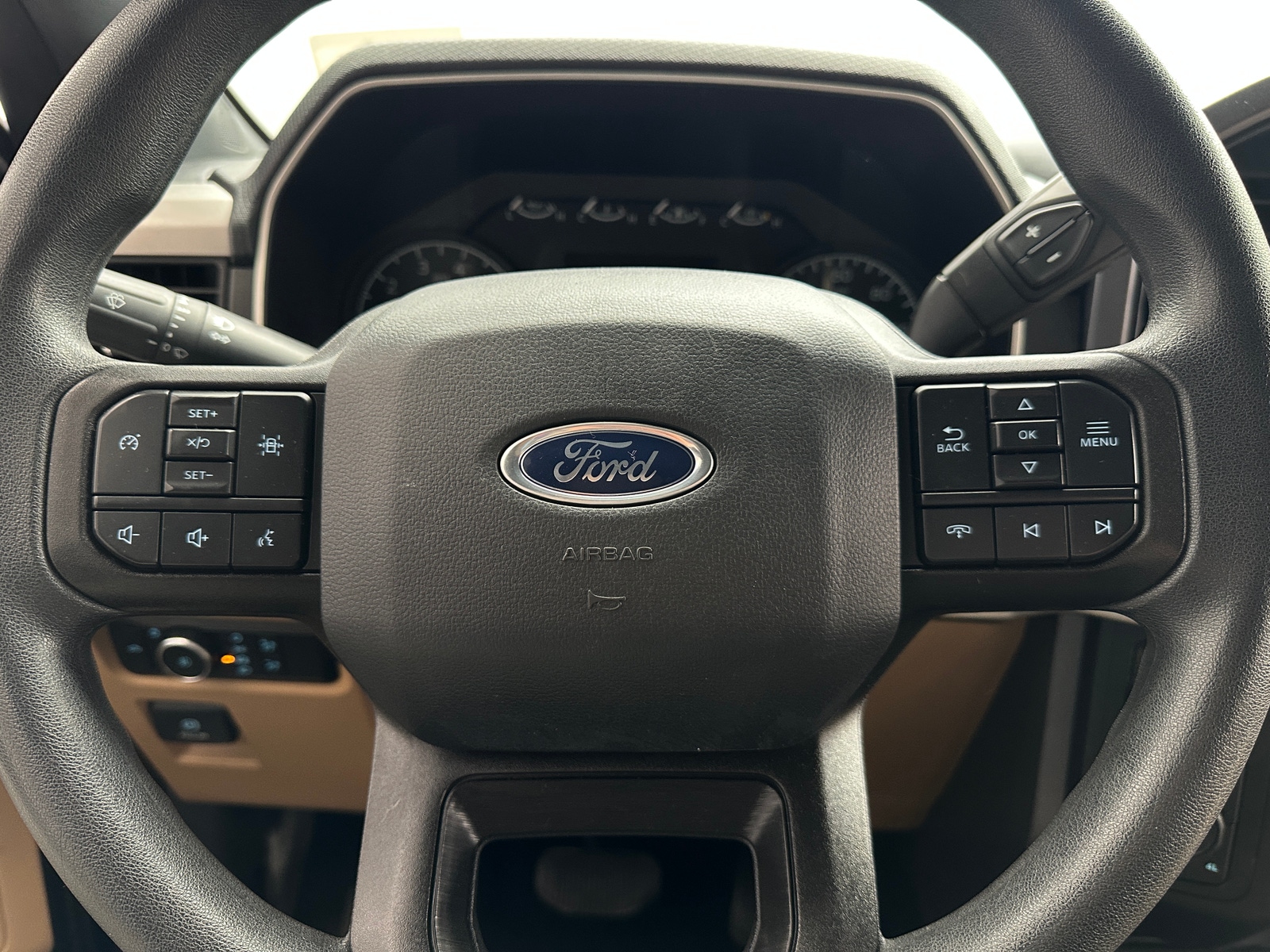 Thumbnail: 2023 Ford Econoline - 5