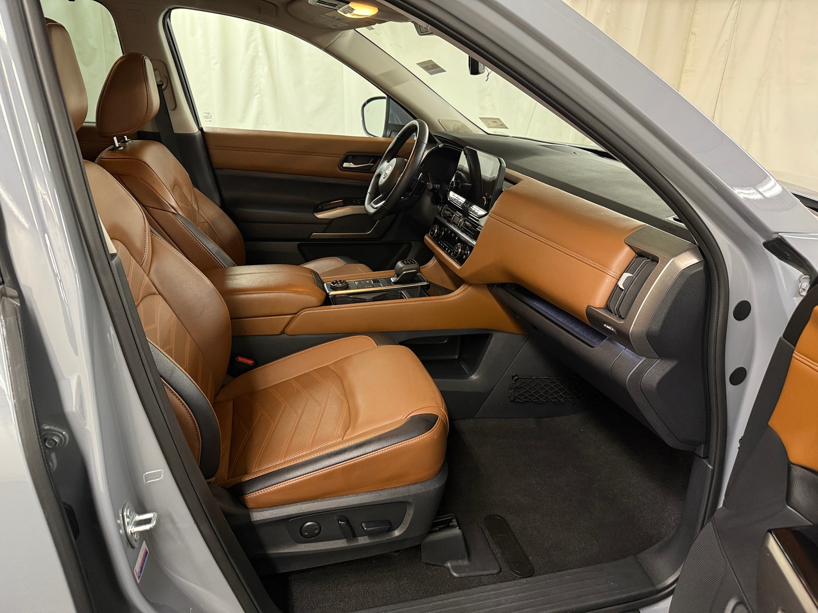 Thumbnail: 2023 Nissan Pathfinder - 2